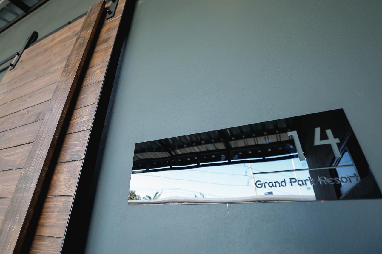 Grand Park Resort Банкок Екстериор снимка